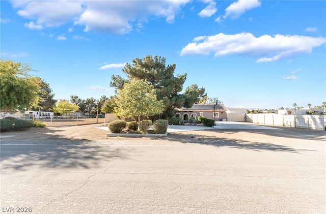 6109 Starlight Drive, Las Vegas, NV 89130