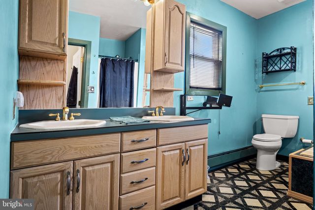 130 KENDALL BLVD, Oaklyn, NJ 08107