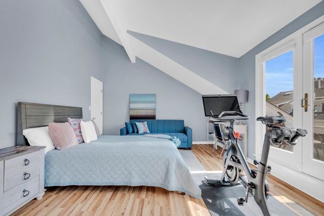 166 Quincy Shore Dr 108, Quincy, MA 02171