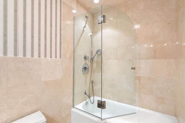 166 Quincy Shore Dr 108, Quincy, MA 02171