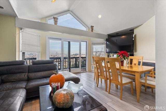 130 Ripley Street, San Francisco, CA 94110