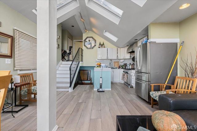 130 Ripley Street, San Francisco, CA 94110