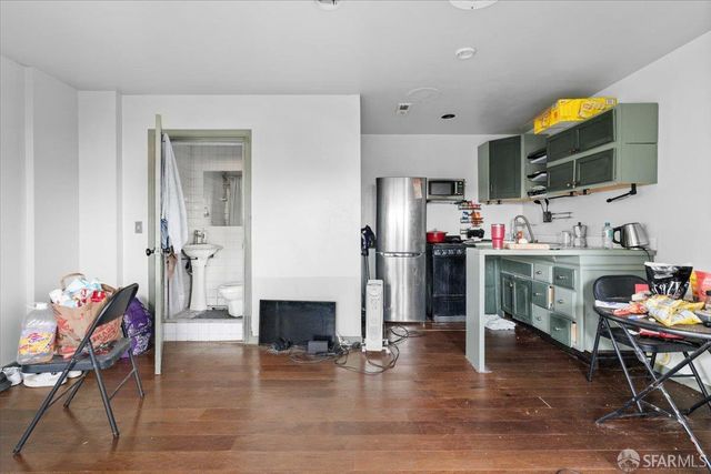 130 Ripley Street, San Francisco, CA 94110