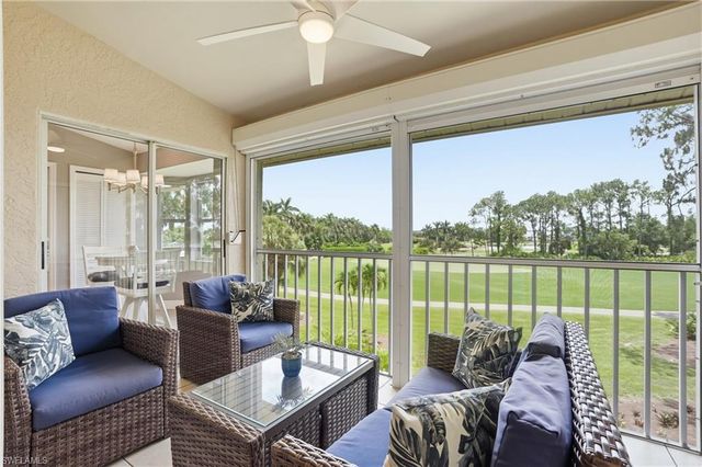 7360 Glenmoor LN 304, Naples, FL 34104