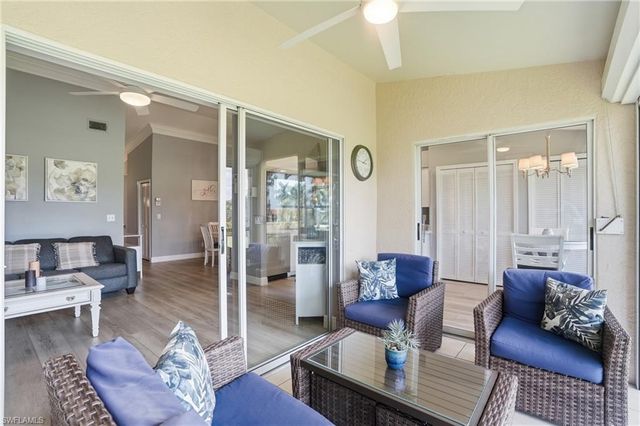 7360 Glenmoor LN 304, Naples, FL 34104