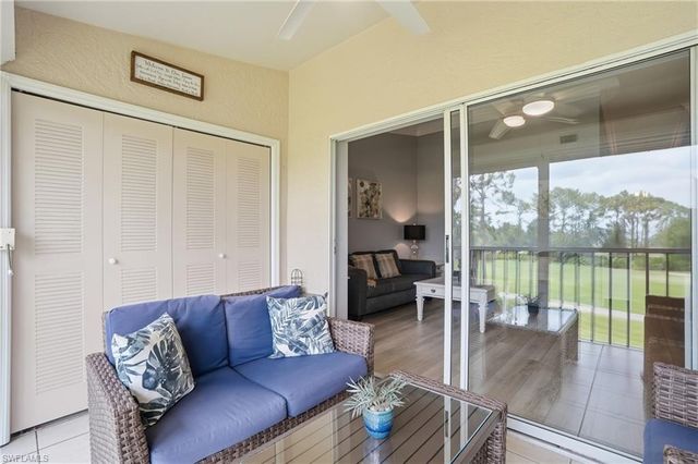 7360 Glenmoor LN 304, Naples, FL 34104
