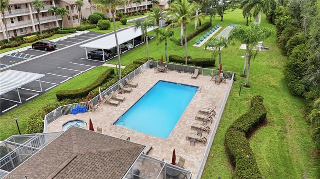 7360 Glenmoor LN 304, Naples, FL 34104