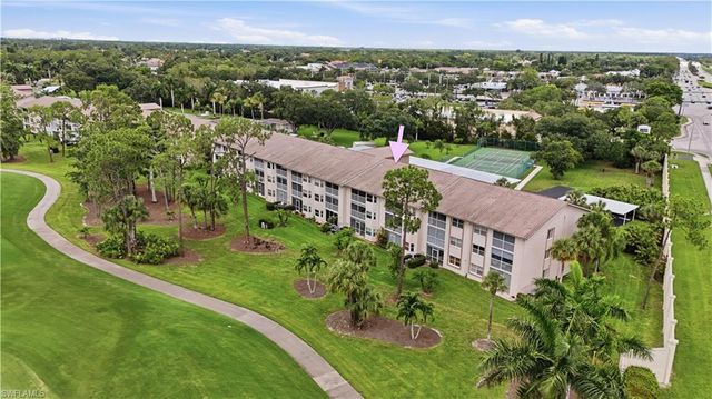 7360 Glenmoor LN 304, Naples, FL 34104