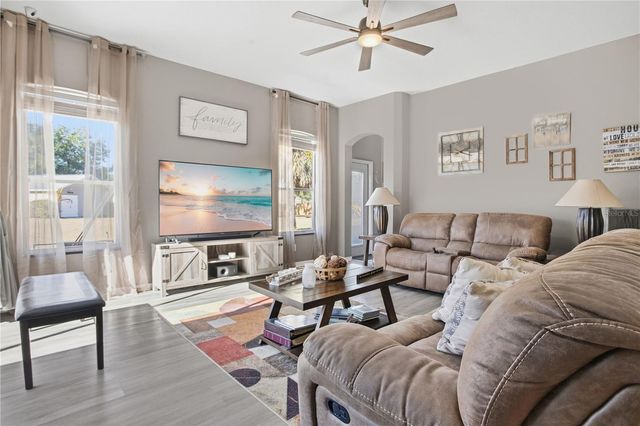 10003 COUNTRY CARRIAGE CIRCLE, Riverview, FL 33569