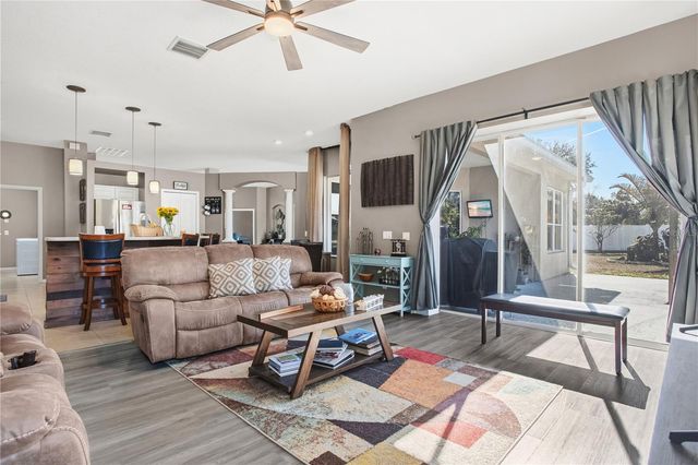 10003 COUNTRY CARRIAGE CIRCLE, Riverview, FL 33569