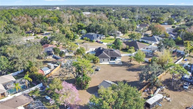 10003 COUNTRY CARRIAGE CIRCLE, Riverview, FL 33569