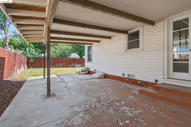 250 W 23Rd St, Tracy, CA 95376