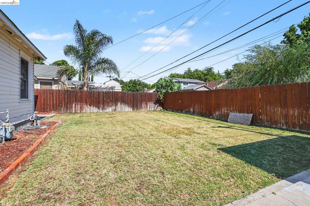 250 W 23Rd St, Tracy, CA 95376