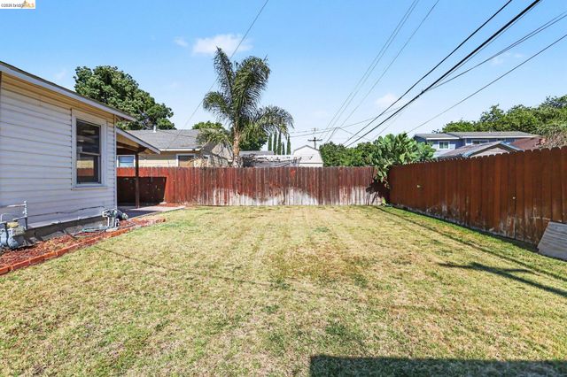 250 W 23Rd St, Tracy, CA 95376