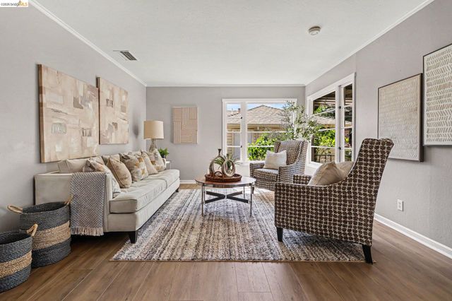 250 W 23Rd St, Tracy, CA 95376