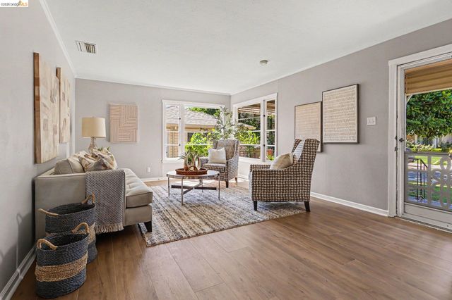 250 W 23Rd St, Tracy, CA 95376