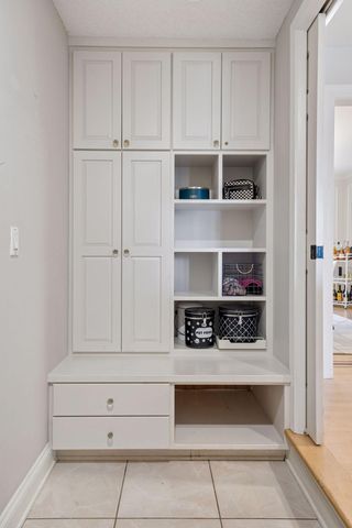 7015 Lanham Lane, Edina, MN 55439