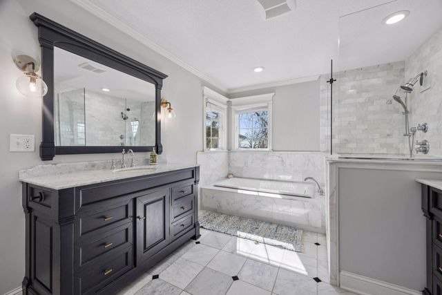 7015 Lanham Lane, Edina, MN 55439