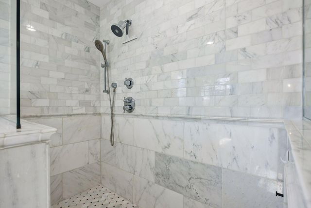 7015 Lanham Lane, Edina, MN 55439