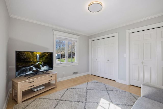 7015 Lanham Lane, Edina, MN 55439