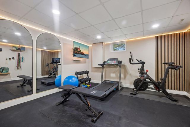 7015 Lanham Lane, Edina, MN 55439