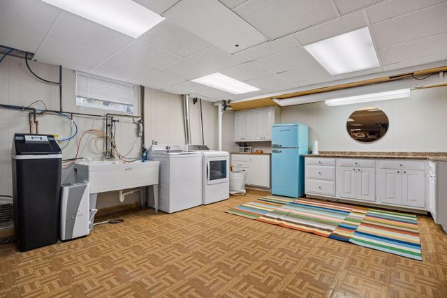 7015 Lanham Lane, Edina, MN 55439