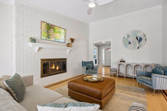 7015 Lanham Lane, Edina, MN 55439