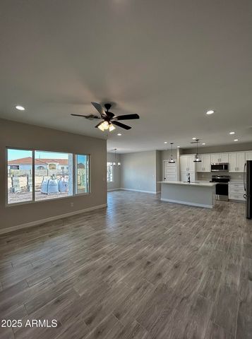 9933 W KEN Drive, Arizona City, AZ 85123