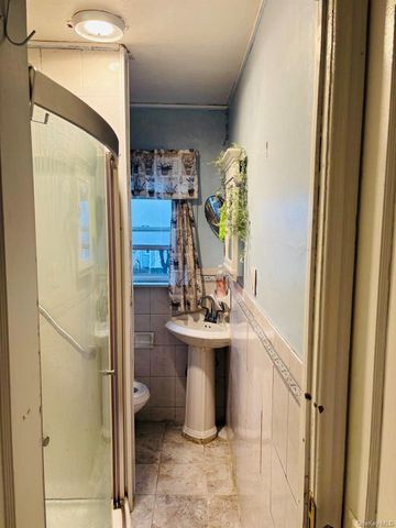 118-29 152nd Street, Jamaica, NY 11434