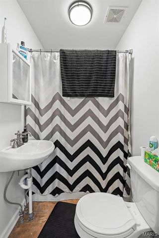 1122 Old County Farm Road, Union, MO 63084