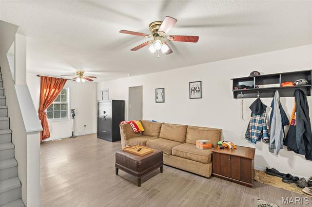 1122 Old County Farm Road, Union, MO 63084