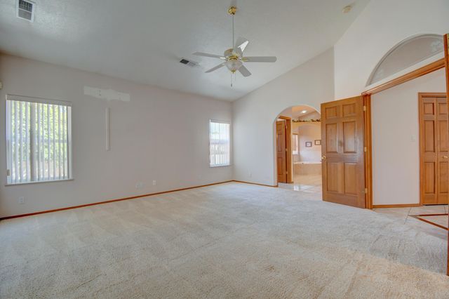 12700 Punta De Vista Place NE, Albuquerque, NM 87112