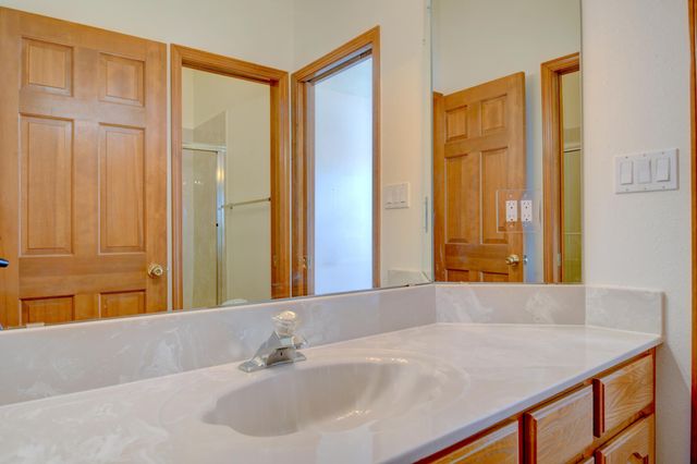 12700 Punta De Vista Place NE, Albuquerque, NM 87112