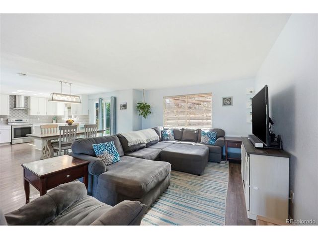 11064 Blackwolf Ln, Parker, CO 80138