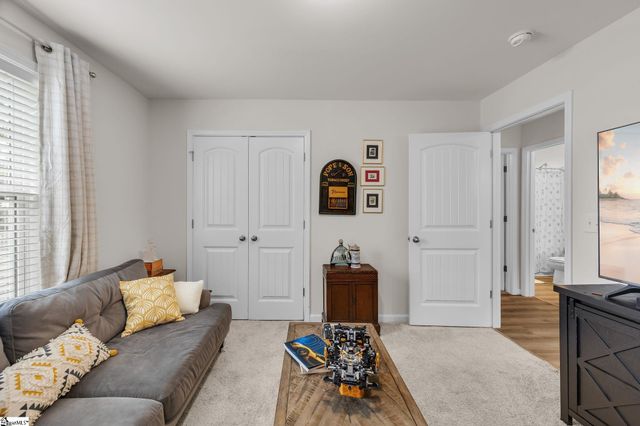122 Highland Park Court, Easley, SC 29642