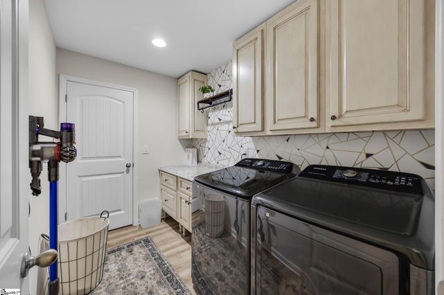 122 Highland Park Court, Easley, SC 29642