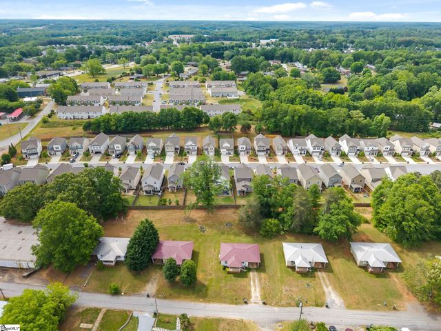 122 Highland Park Court, Easley, SC 29642