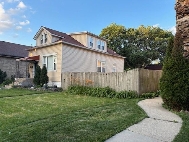 2635 N 73rd Avenue, Elmwood Park, IL 60707