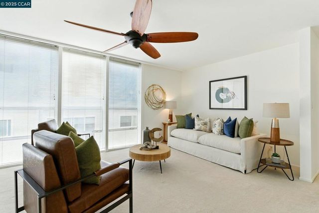 193 Montecito 303, Oakland, CA 94610