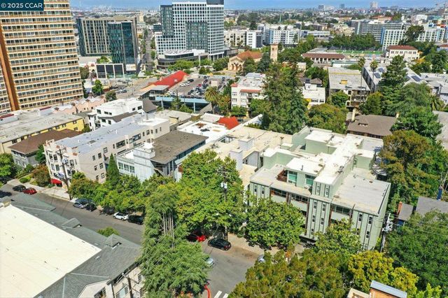 193 Montecito 303, Oakland, CA 94610