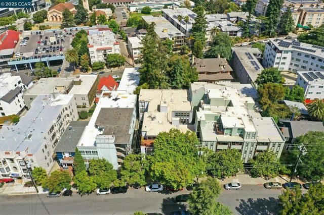 193 Montecito 303, Oakland, CA 94610