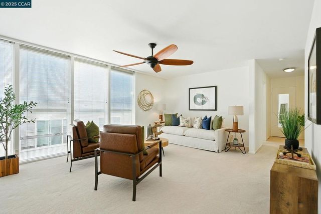 193 Montecito 303, Oakland, CA 94610