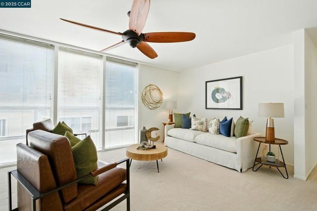 193 Montecito 303, Oakland, CA 94610