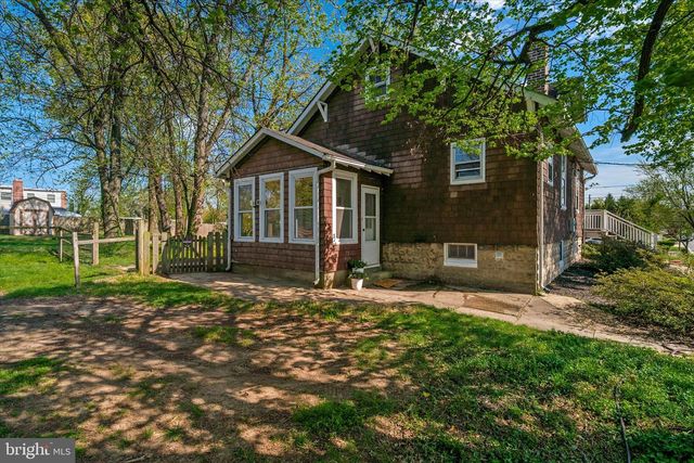 416 SEWARD AVE, Brooklyn Park, MD 21225