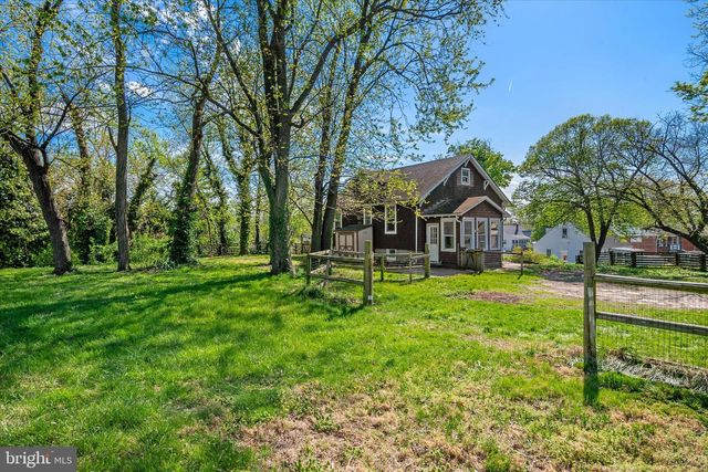 416 SEWARD AVE, Brooklyn Park, MD 21225
