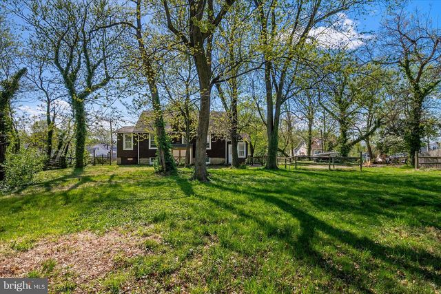 416 SEWARD AVE, Brooklyn Park, MD 21225