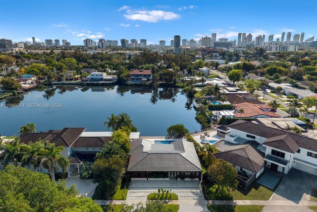 19721 NE 23 Ave, Miami, FL 33180