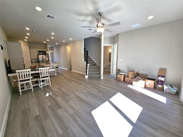 550 Morning Tide Lane, Kemah, TX 77565