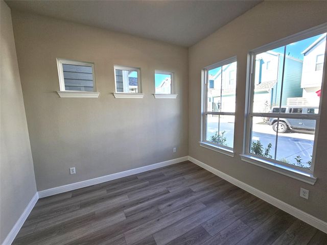 550 Morning Tide Lane, Kemah, TX 77565