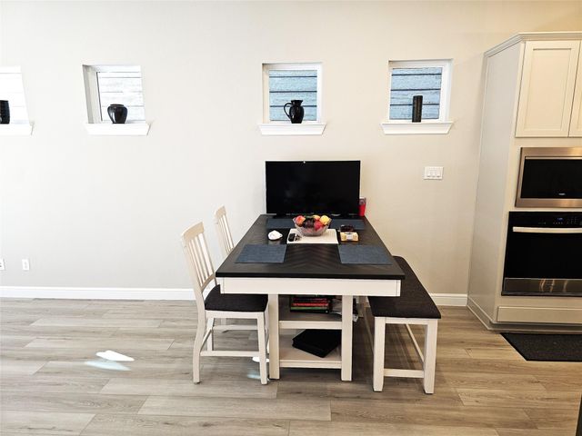 550 Morning Tide Lane, Kemah, TX 77565